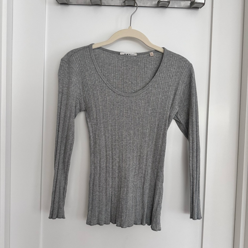 DÔEN Gray Ribbed Long Sleeve Top size XS, VGUC